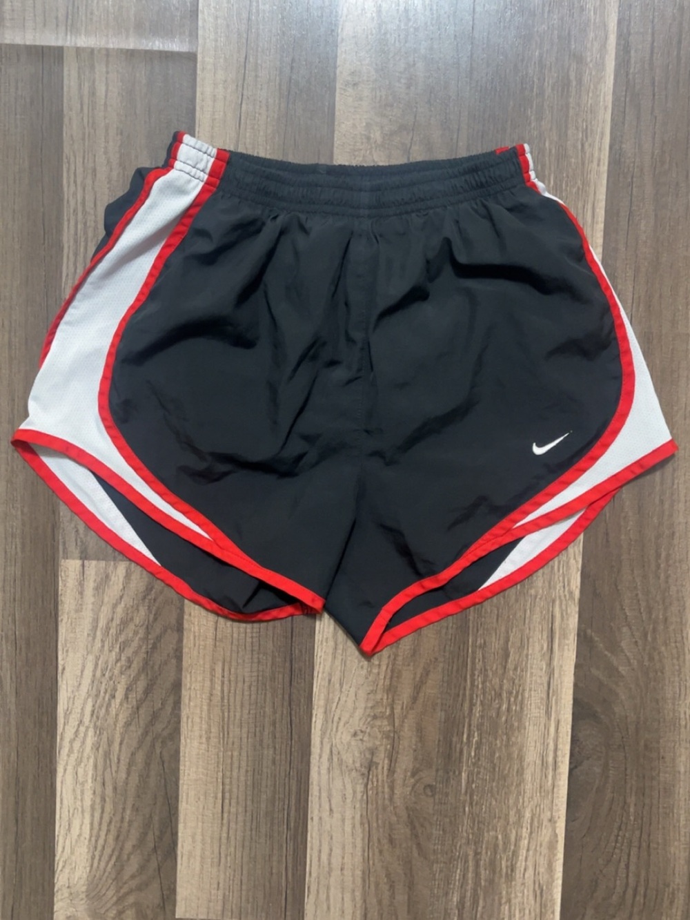 Nike Tempo DRI-FIT Running Women’s XS Black White Red Shorts